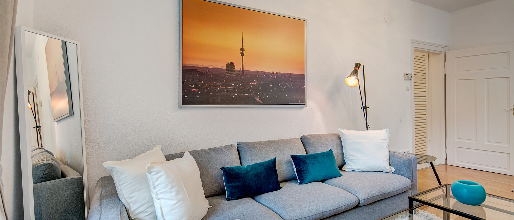 apartment München Maxvorstadt - Rund um den Josephsplatz 03 living room 9730