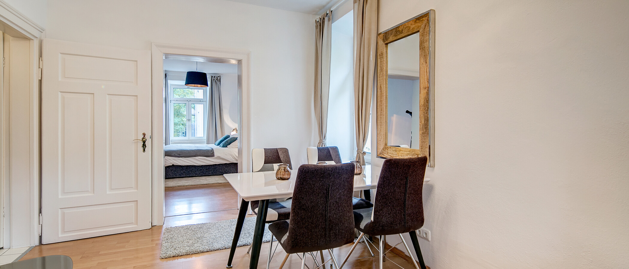 apartment München Maxvorstadt - Rund um den Josephsplatz 04 living room 9730