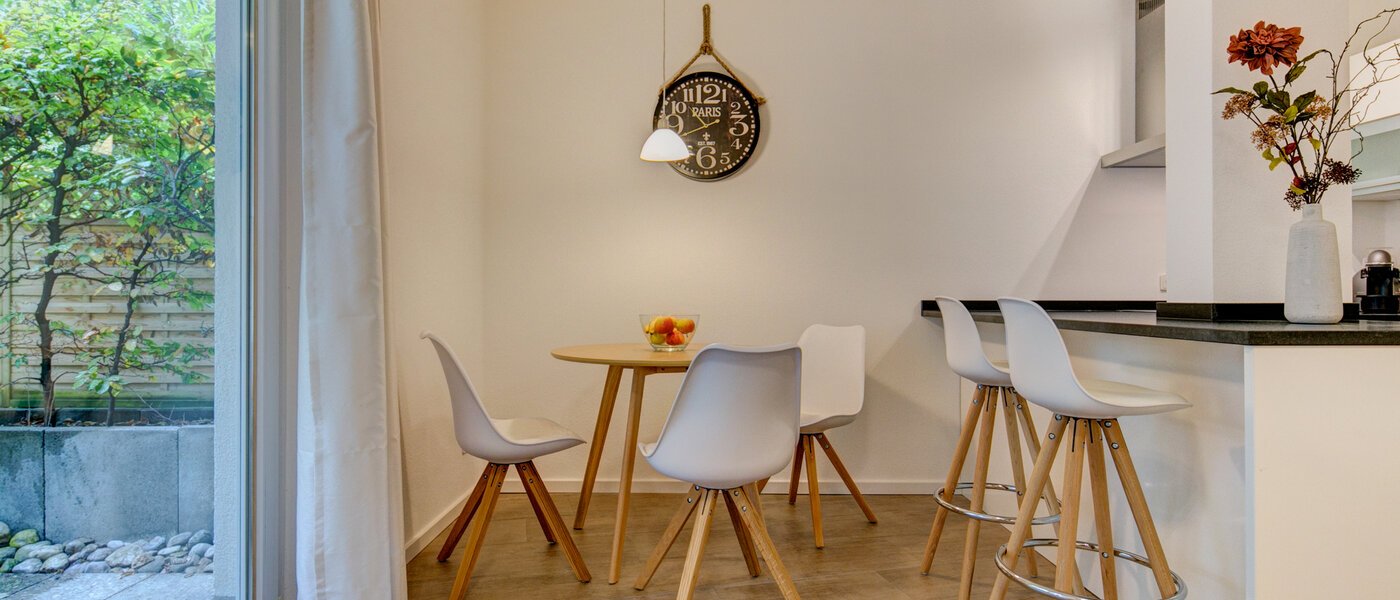 apartment München Maxvorstadt - Westen 02 living area 9732