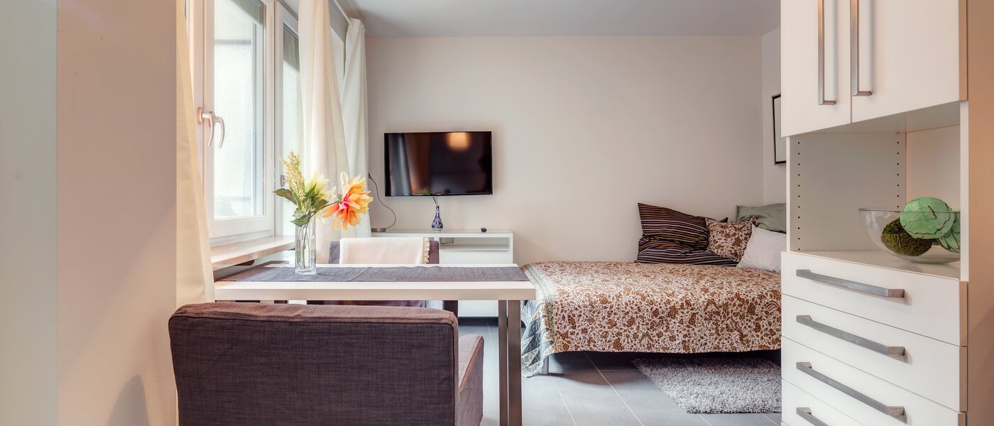 studio München Schwabing (rechts der Leopoldstraße) 03 kitchen 9736