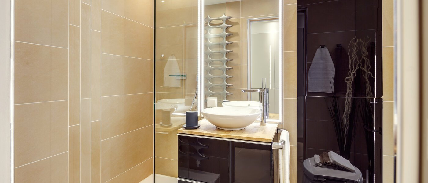 studio München Neuhausen 04 bathroom 9737