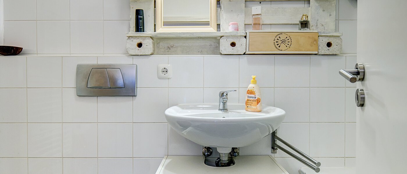 apartment München Ramersdorf 01 bathroom 9744