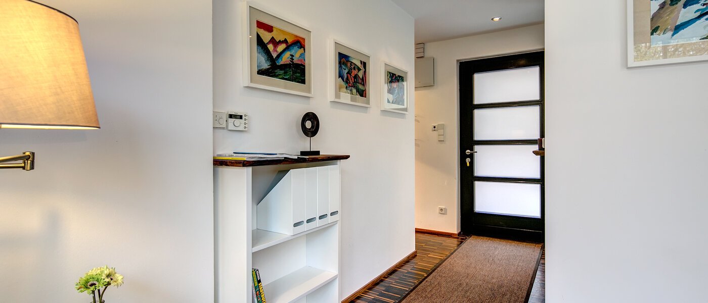 apartment Gauting 03 hall 9747