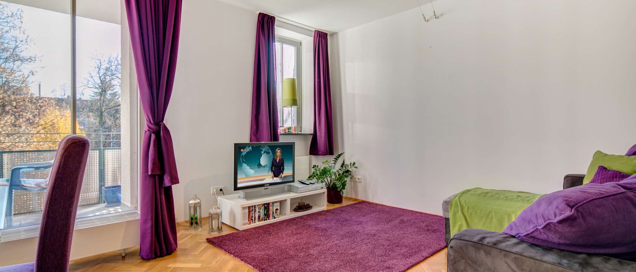 apartment München Haidhausen 03 living room 9754