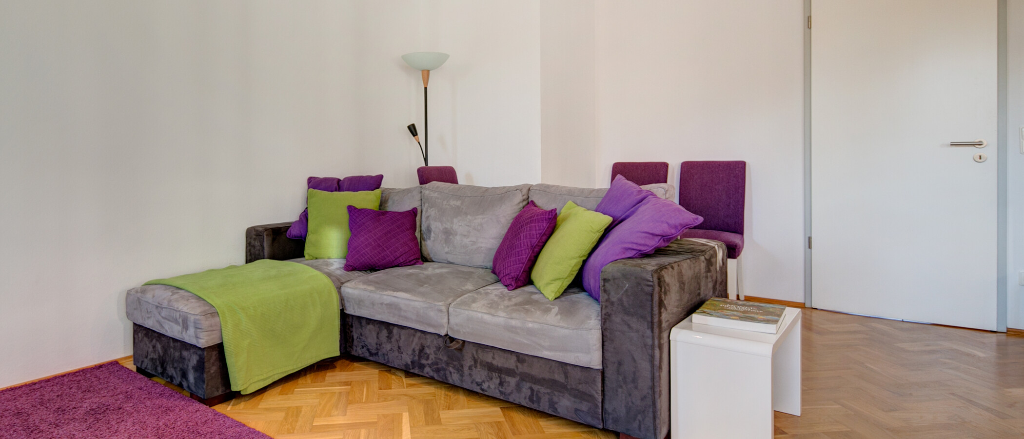 apartment München Haidhausen 04 living room 9754