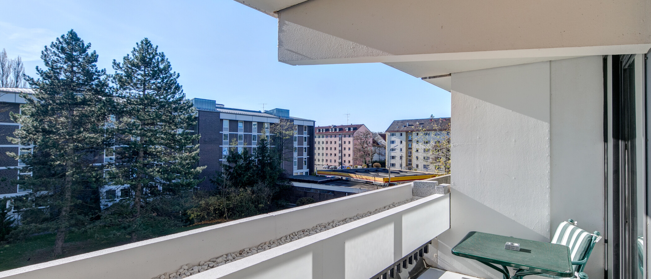 apartment München Schwabing-West 02 balcony 9763