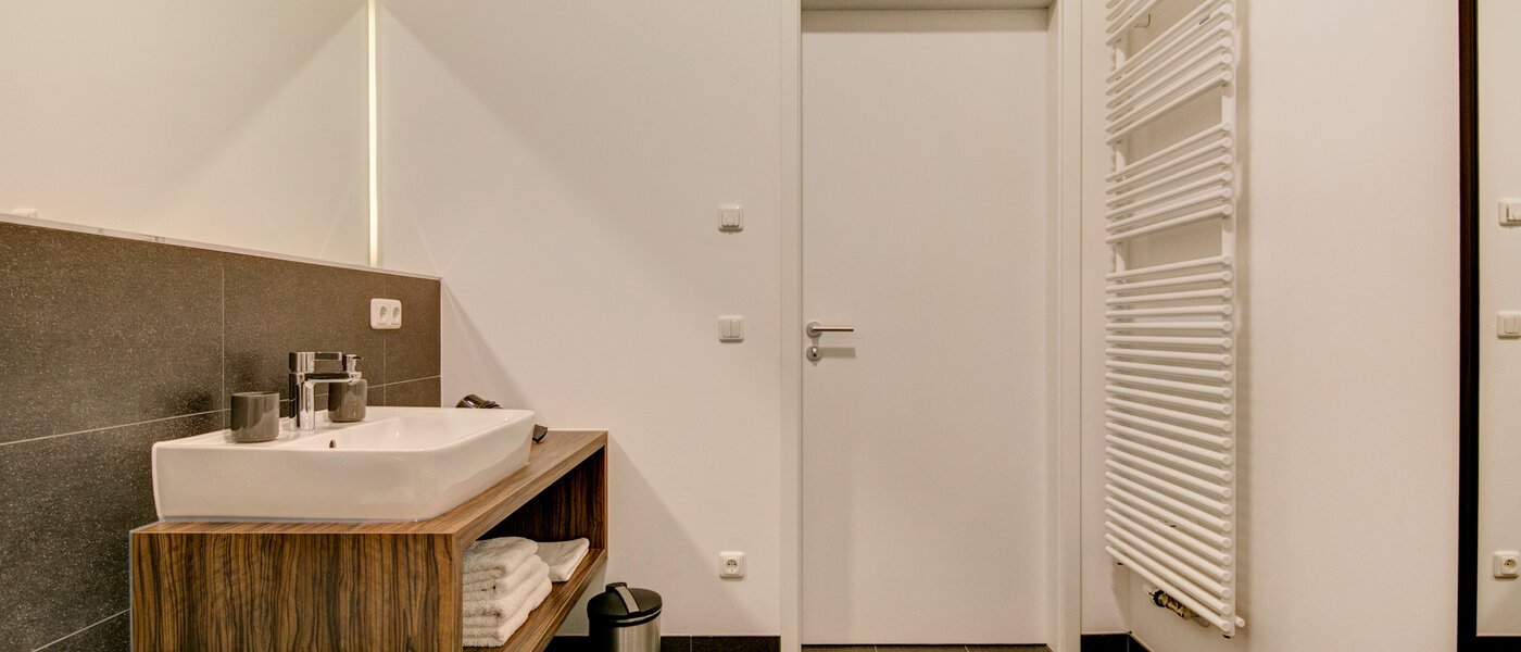 apartment München Ludwigsvorstadt 04 bathroom 9771