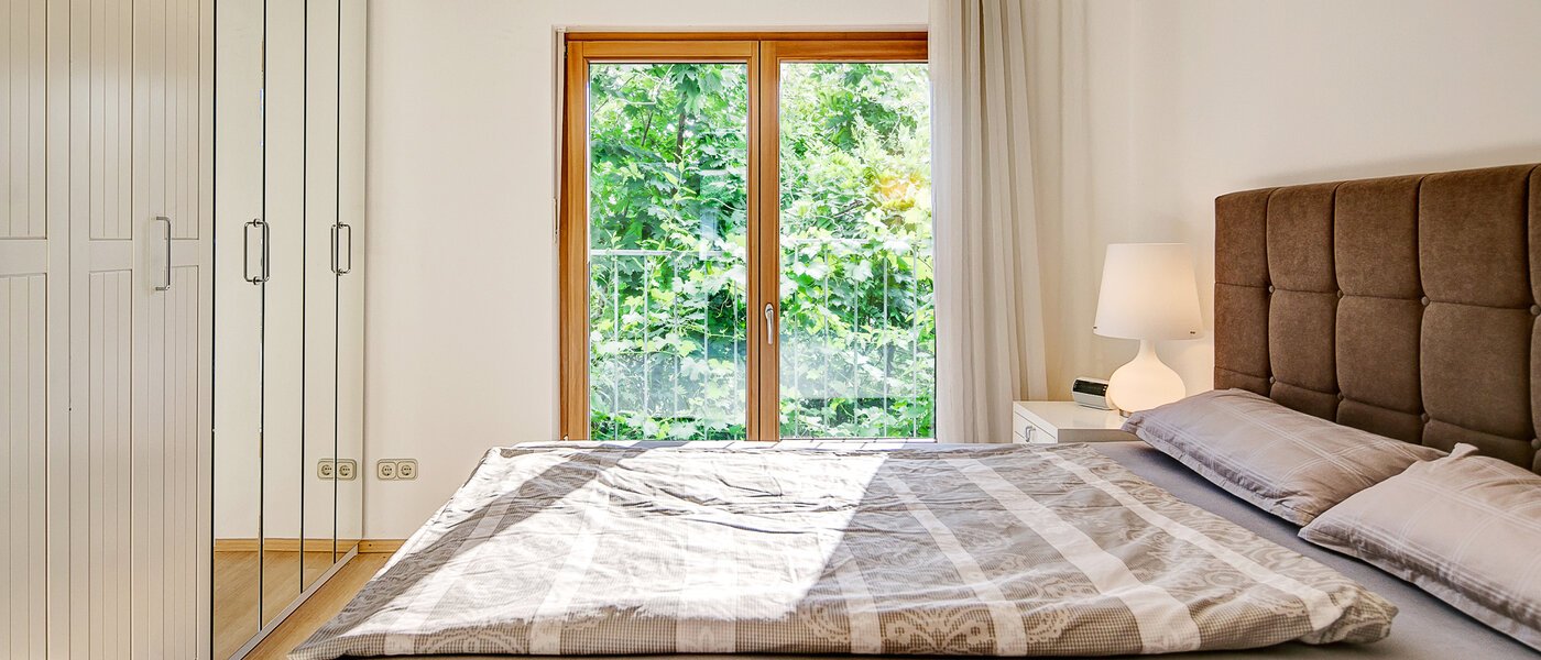 apartment München Berg am Laim 01 bedroom 9783