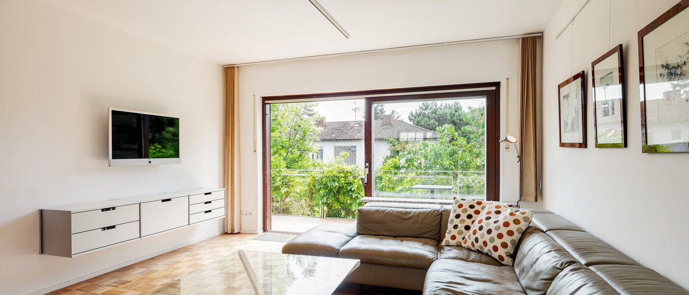 apartment München Berg am Laim 02 living area 9783