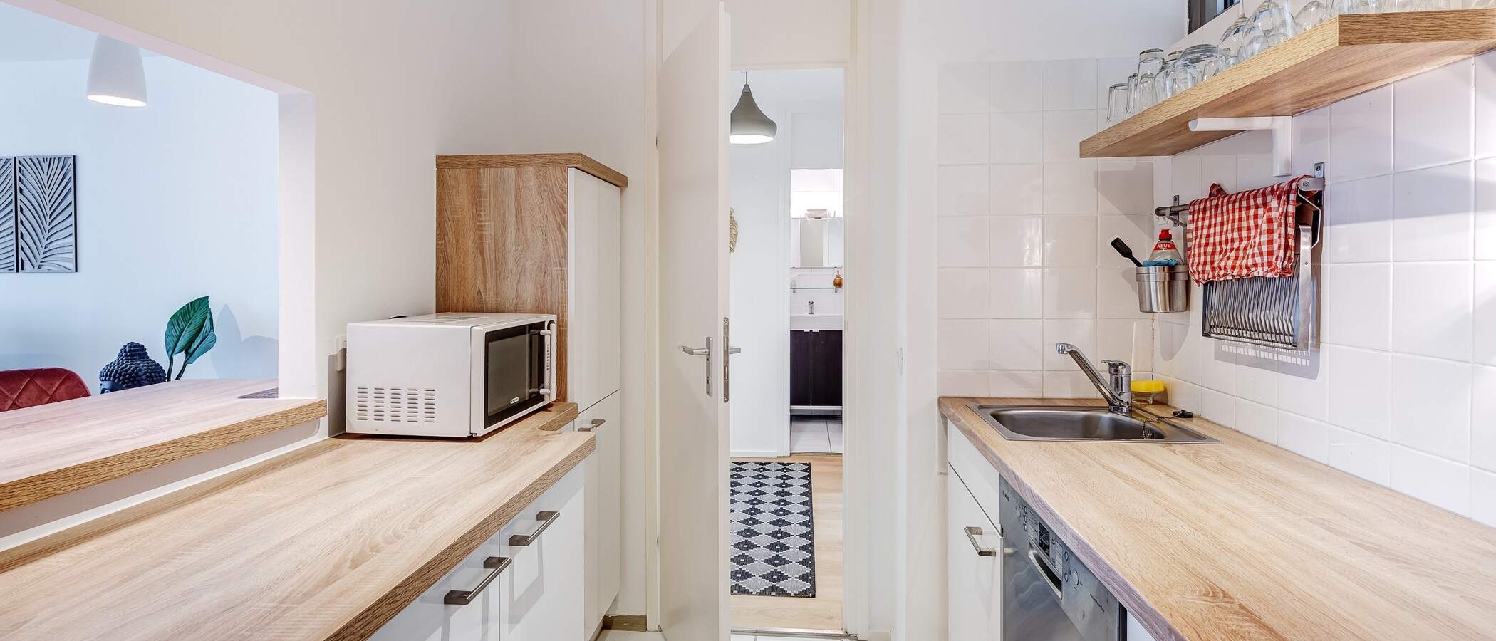 apartment München Schwabing-Nord (zw. Leopoldstraße & Englischen Garten) 04 kitchen 9789