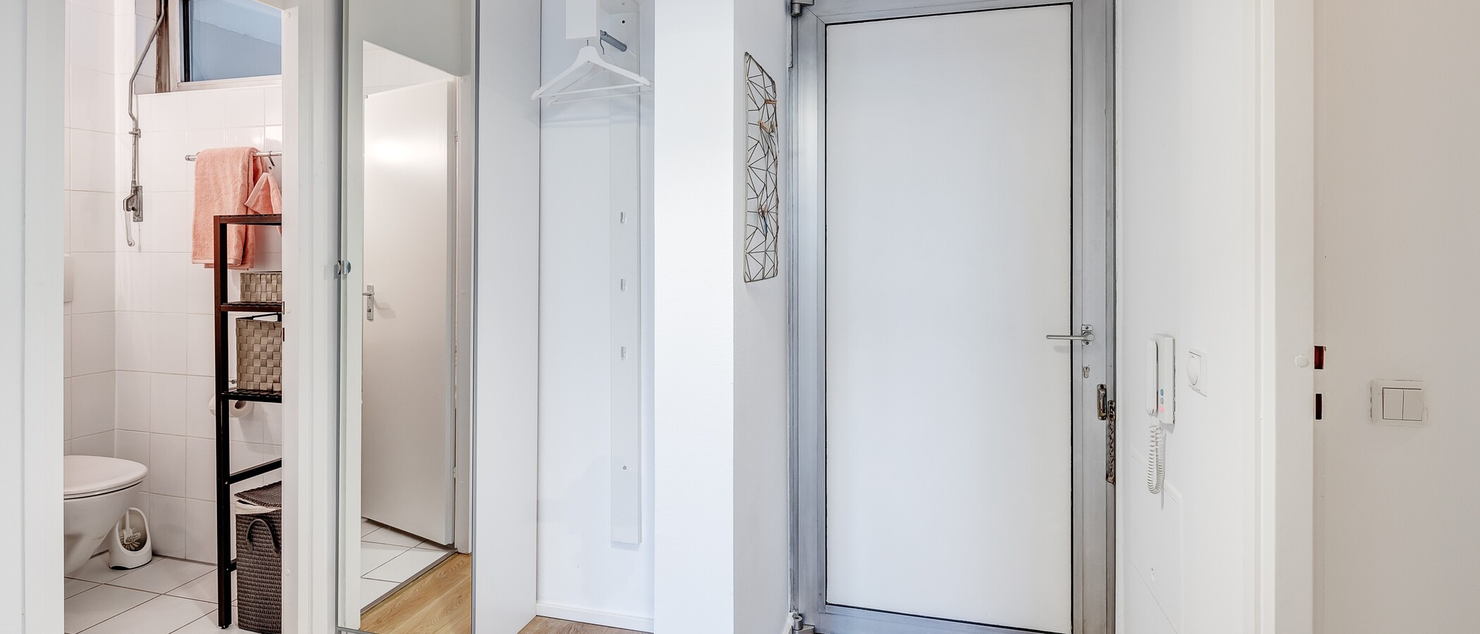 apartment München Schwabing-Nord (zw. Leopoldstraße & Englischen Garten) 03 hall 9789