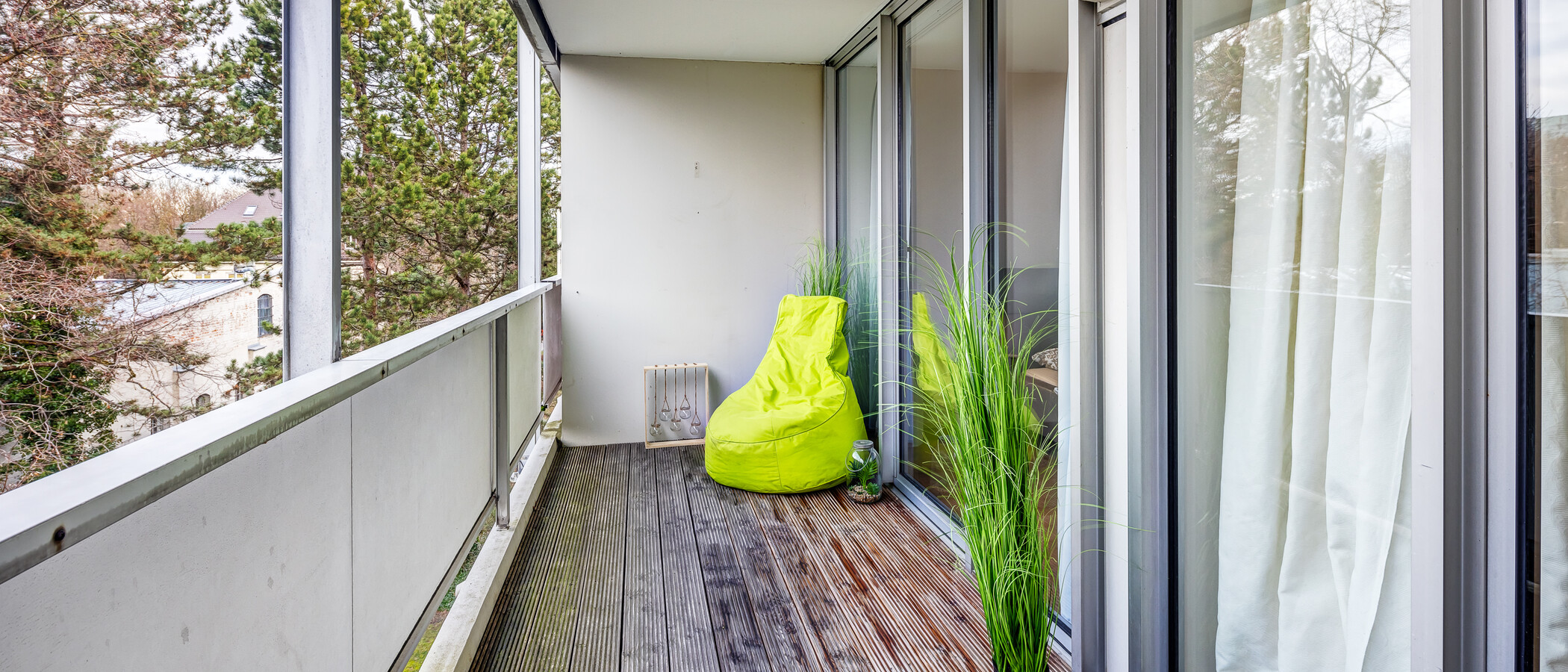 apartment München Schwabing-Nord (zw. Leopoldstraße & Englischen Garten) 03 loggia 9789