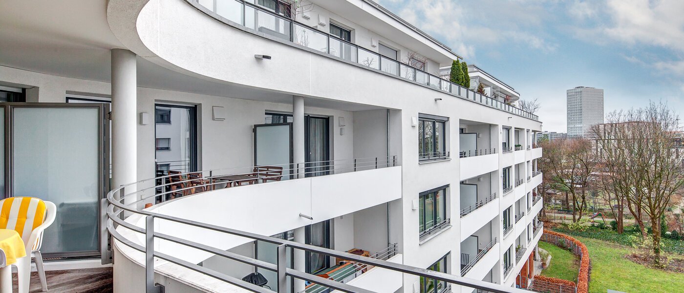 apartment München Parkstadt Schwabing 02 balcony 9790