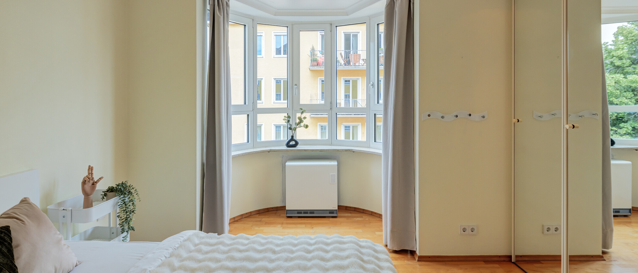 apartment München Maxvorstadt 02 2. bedroom 9792