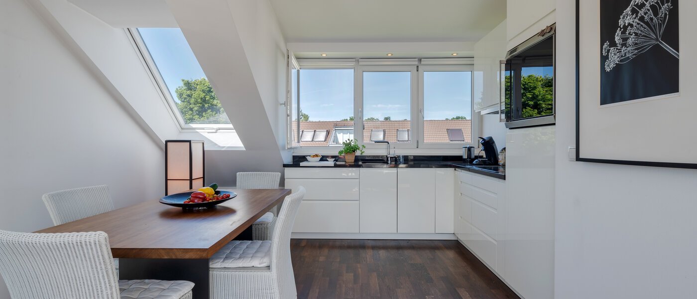 roof terrace apartment München Untermenzing 01 kitchen 9794