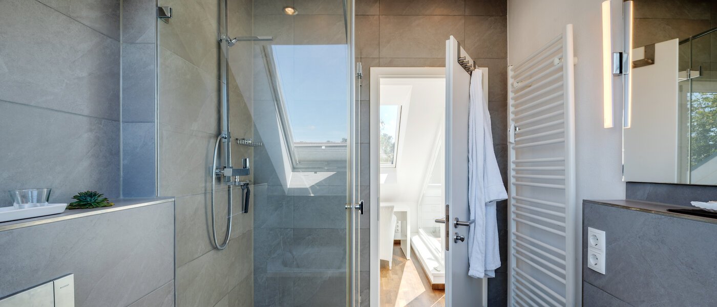 roof terrace apartment München Untermenzing 03 bathroom 9794