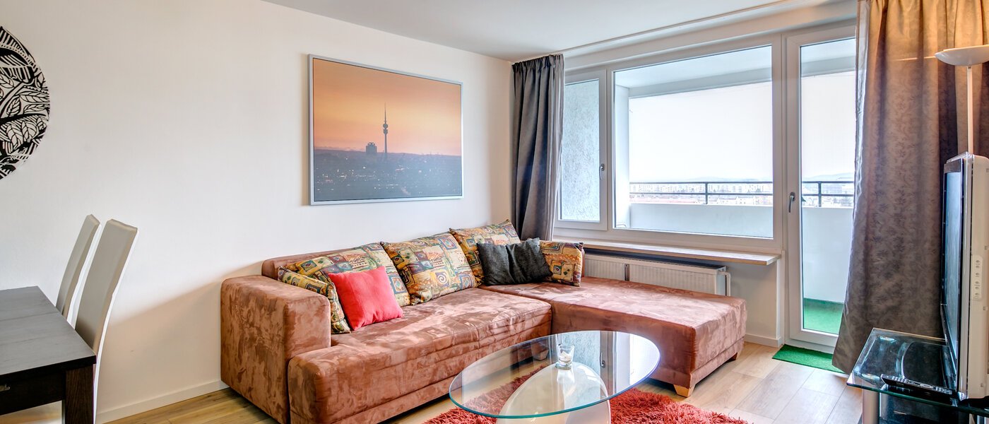 apartment München Am Hart 03 living room 9815