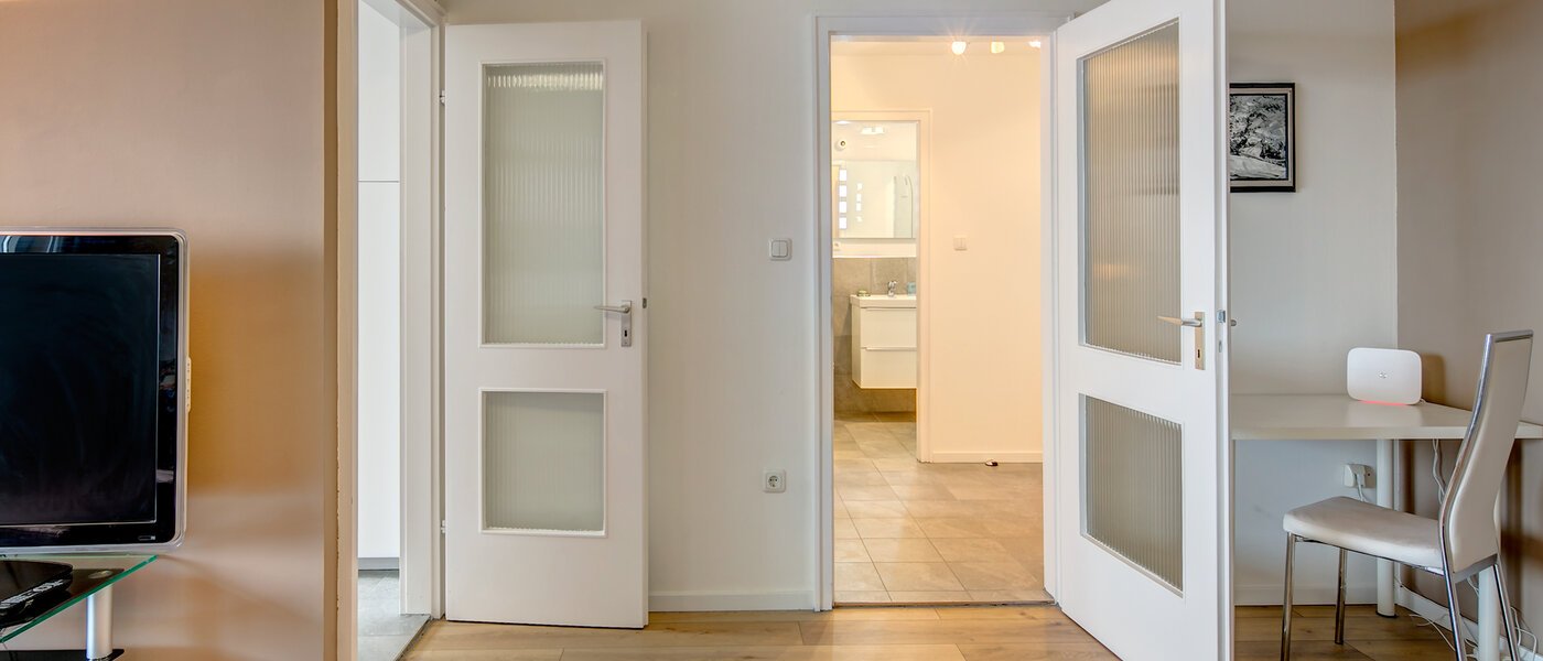 apartment München Am Hart 05 living room 9815