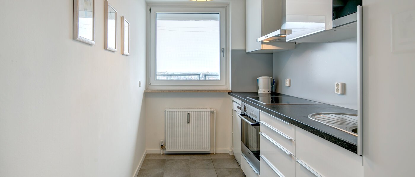 apartment München Am Hart 01 kitchen 9815