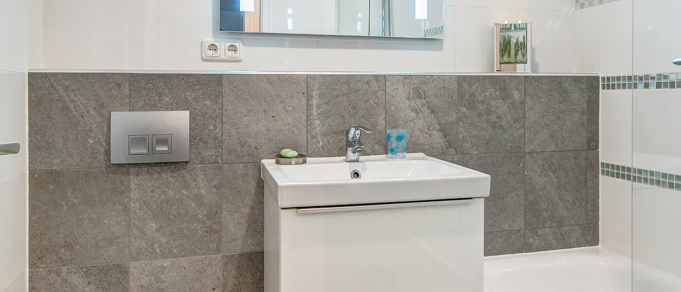 apartment München Am Hart 02 bathroom 9815