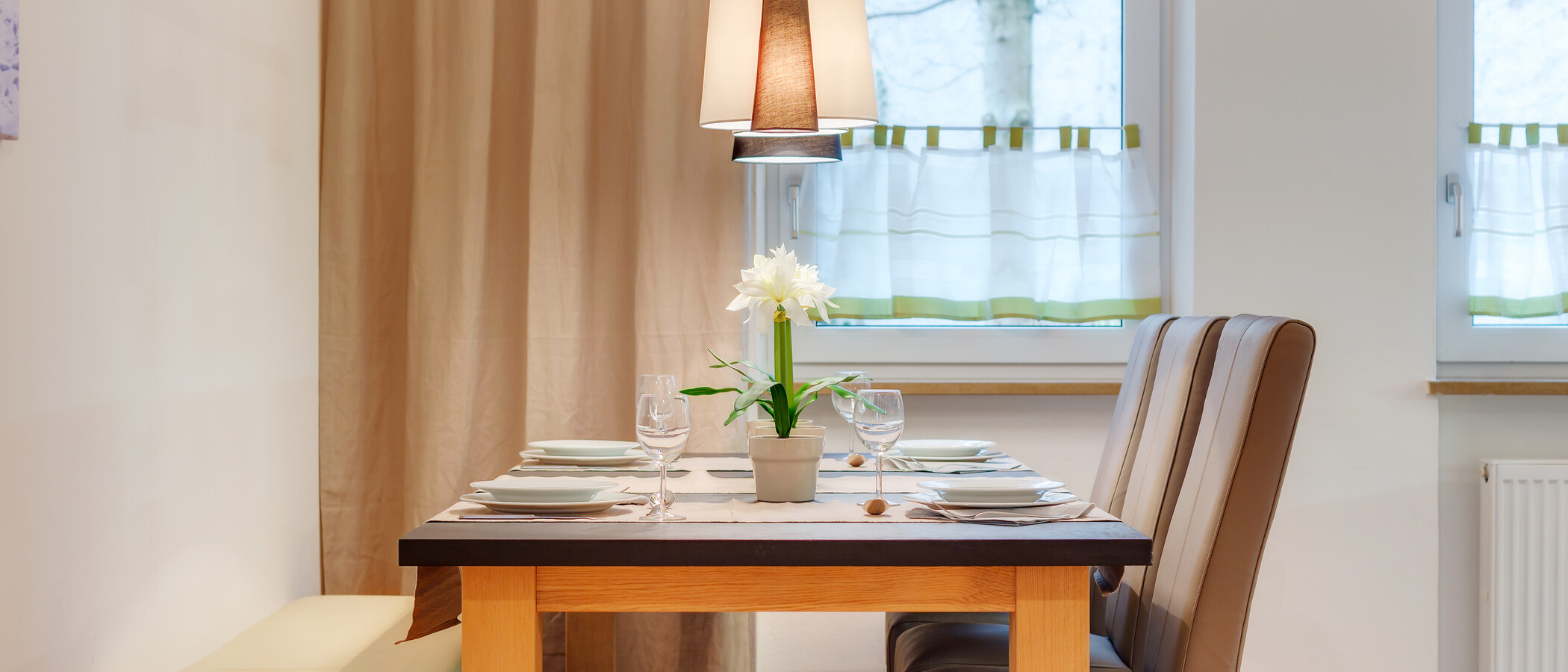 apartment München Untersendling 01 dining 9825