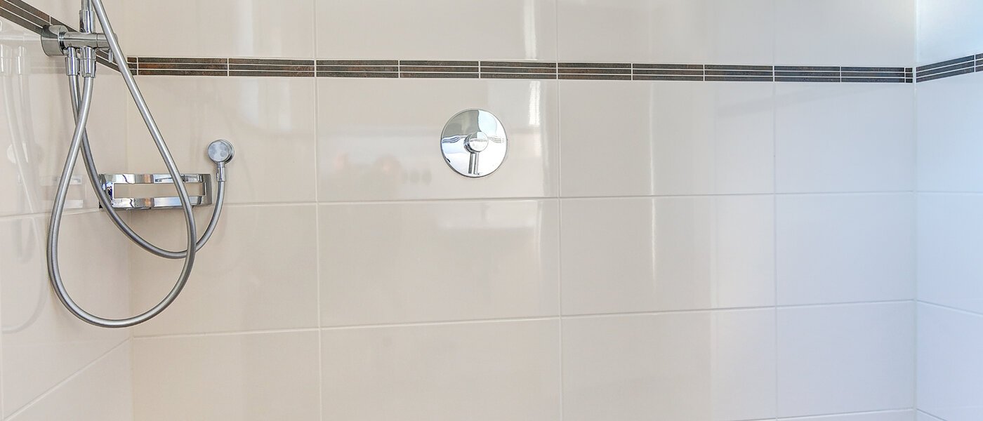 apartment München Hasenbergl 02 bathroom 9831