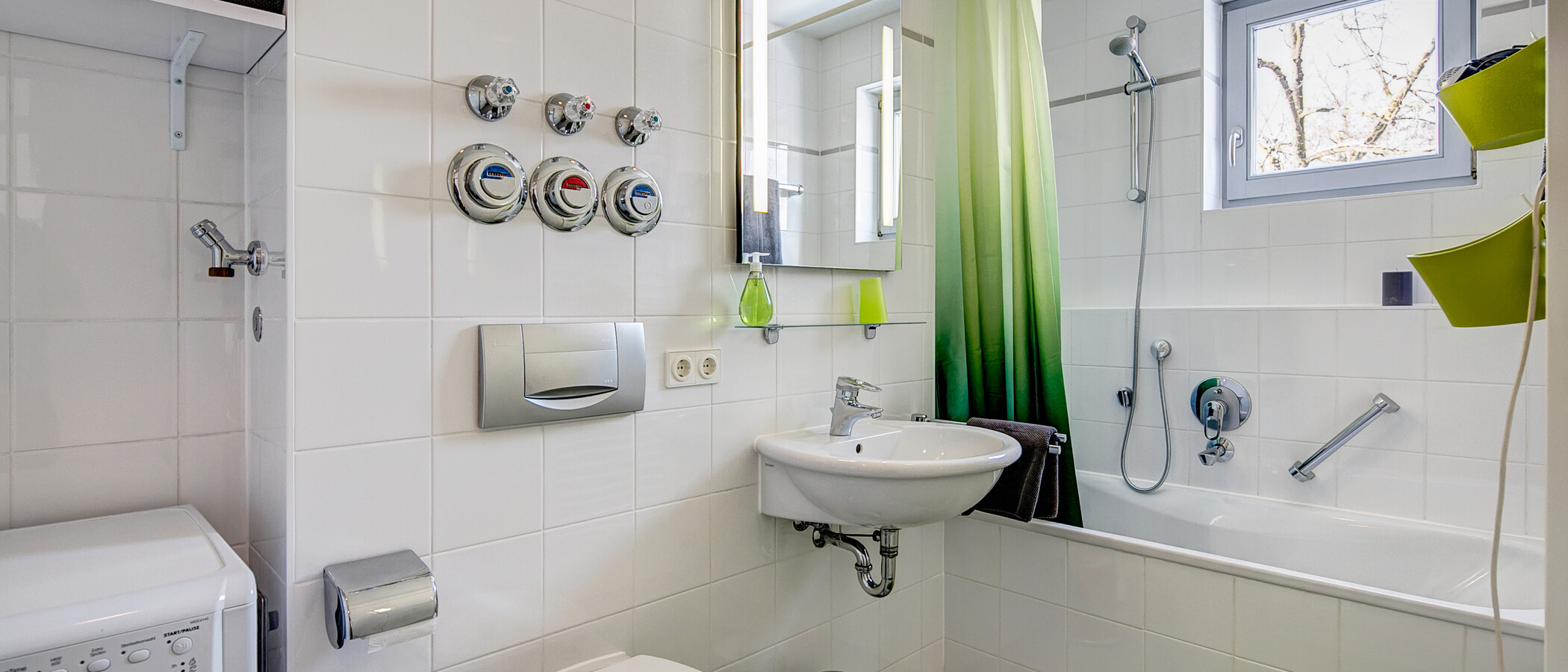 apartment Haar 02 bathroom 9858