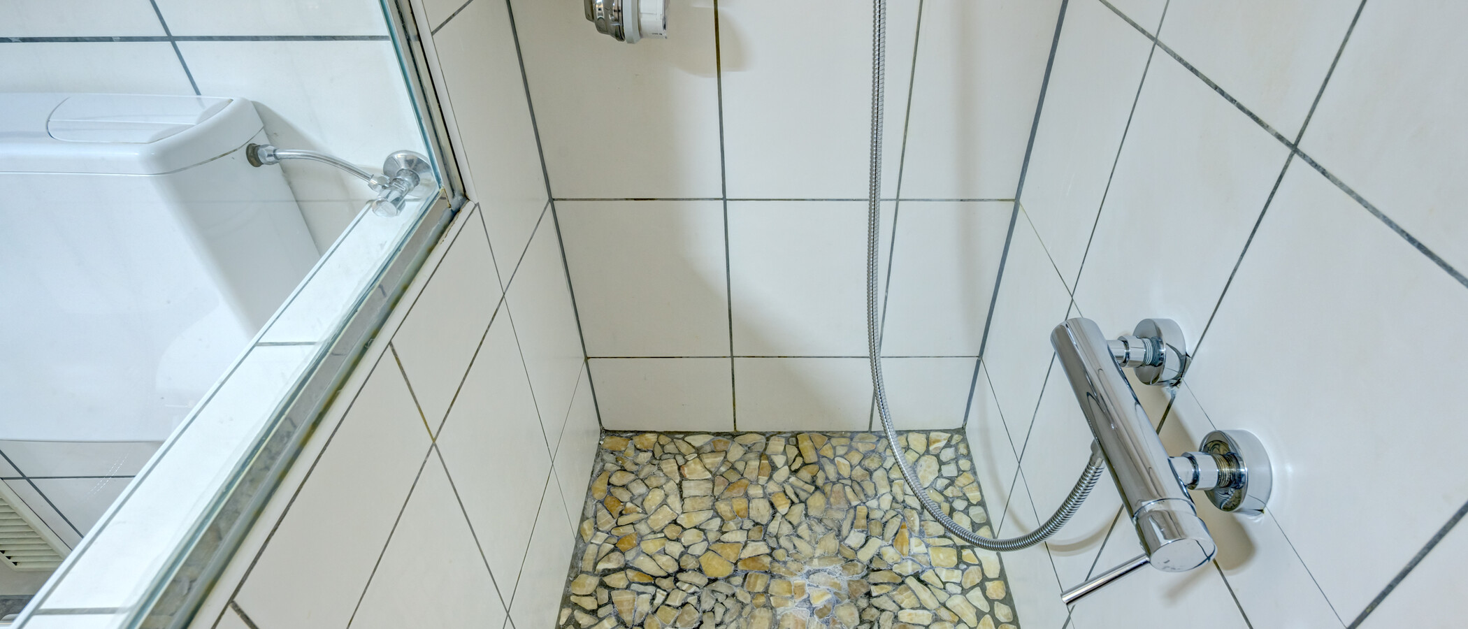 apartment München Milbertshofen 02 bathroom 9863