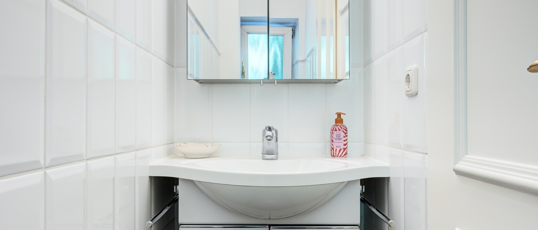 maisonette München Thalkirchen 01 guest toilet 9867