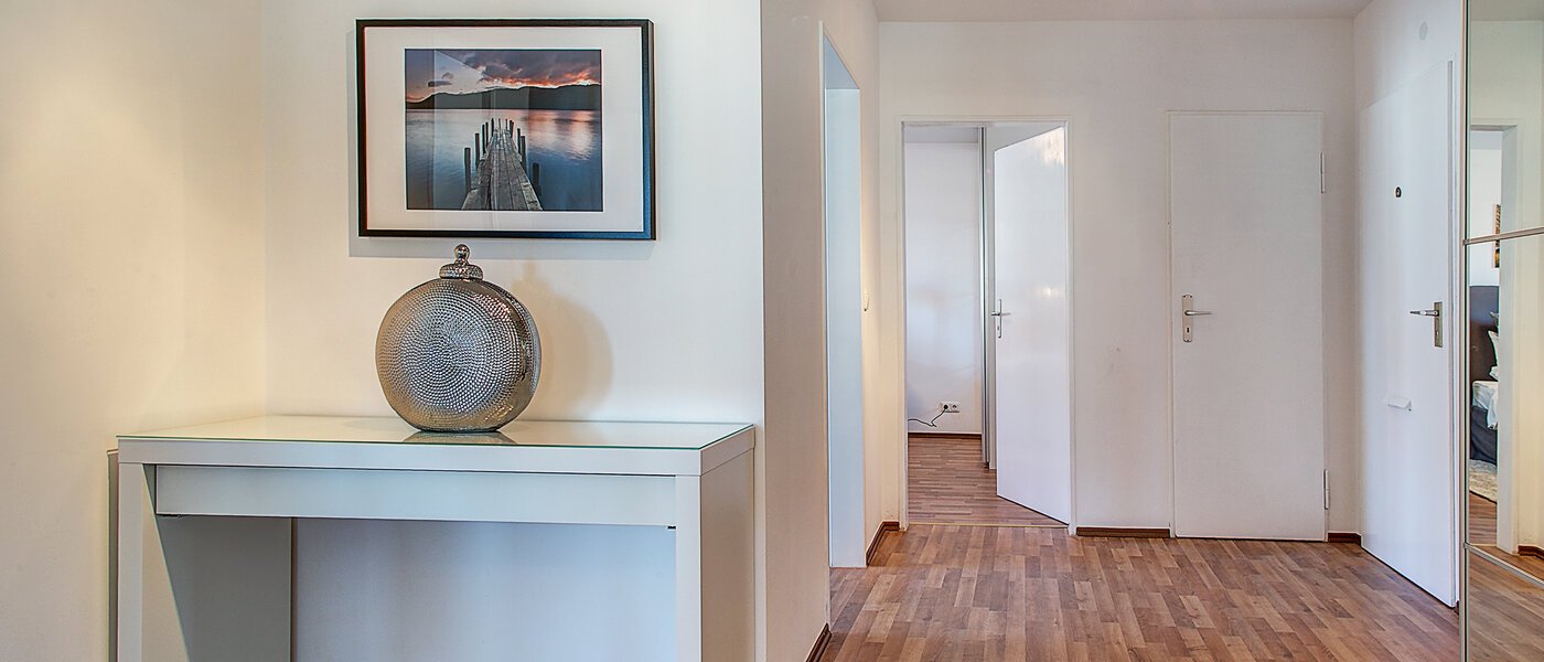 apartment München Schwabing 01 hall 9871