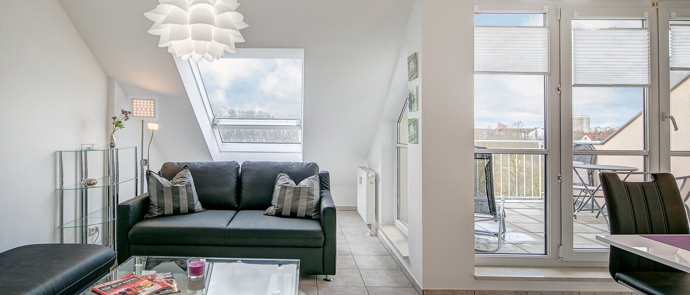 apartment Unterschleißheim 01 living room 9888