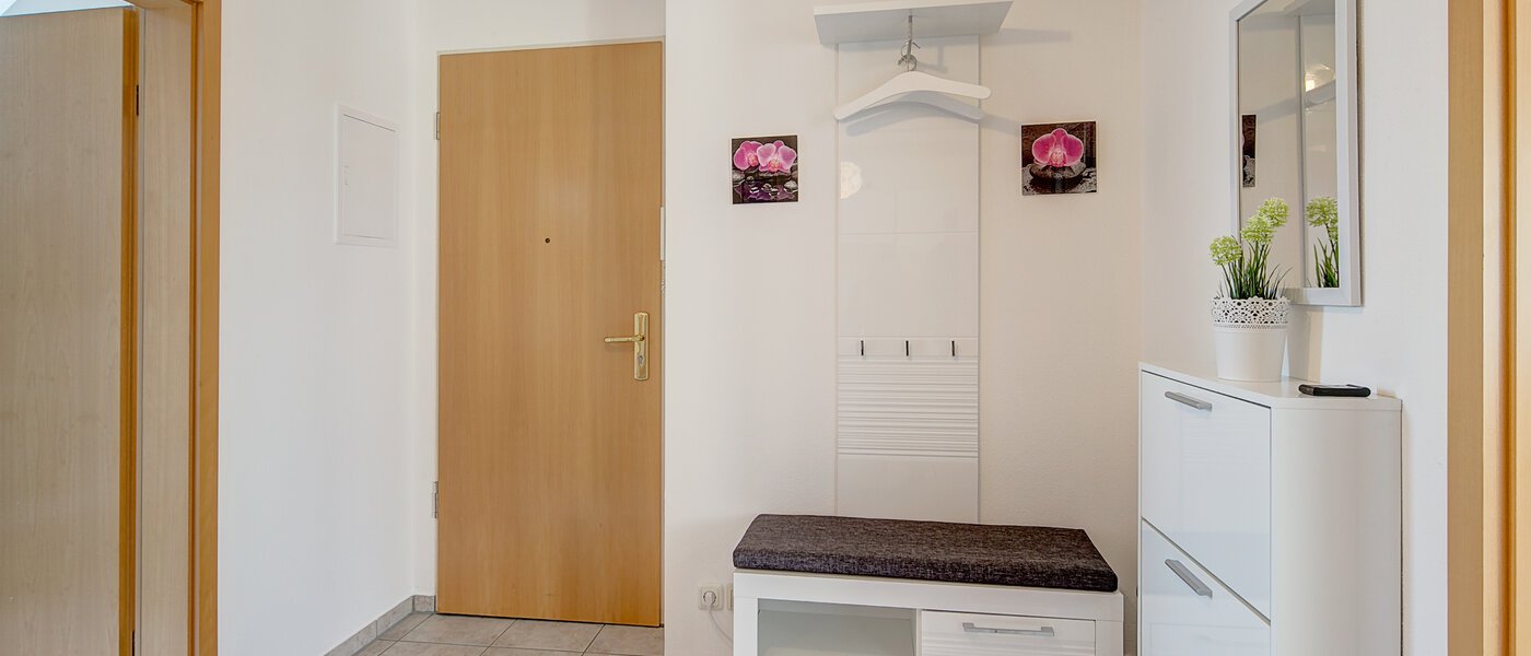 apartment Unterschleißheim 01 hall 9888