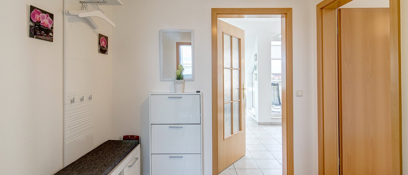 apartment Unterschleißheim 02 hall 9888