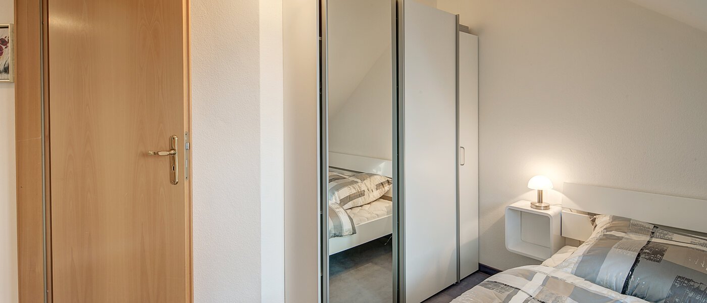 apartment Unterschleißheim 03 sleeping area 9888