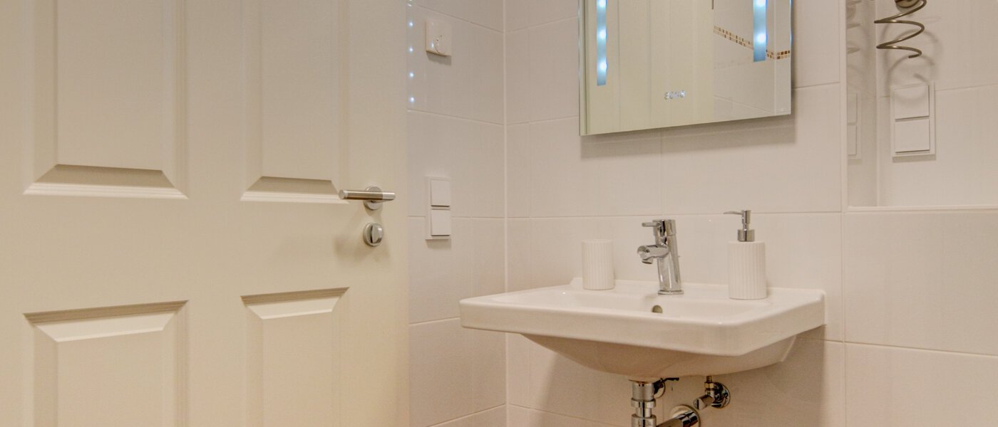 apartment München Isarvorstadt 03 bathroom 9891