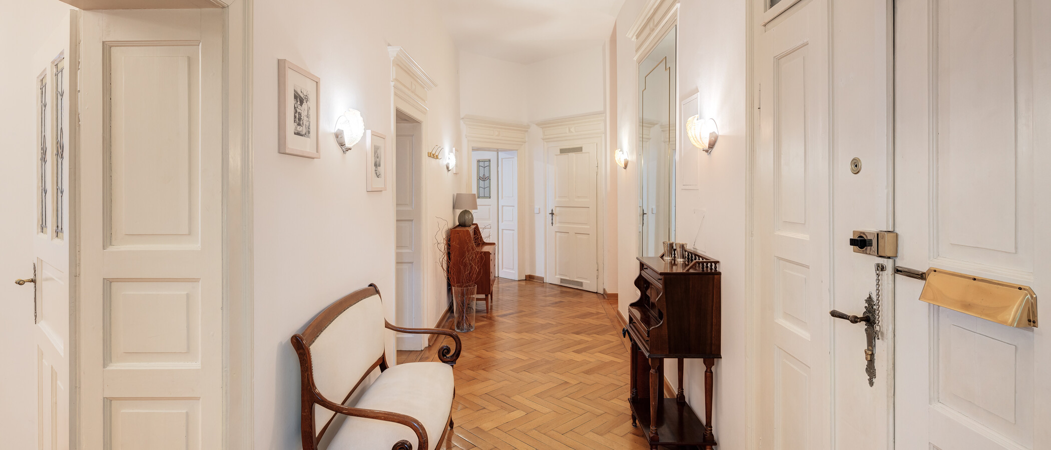 apartment München Schwabing-Nord (zw. Belgrad- & Leopoldstraße) 02 hall 9895