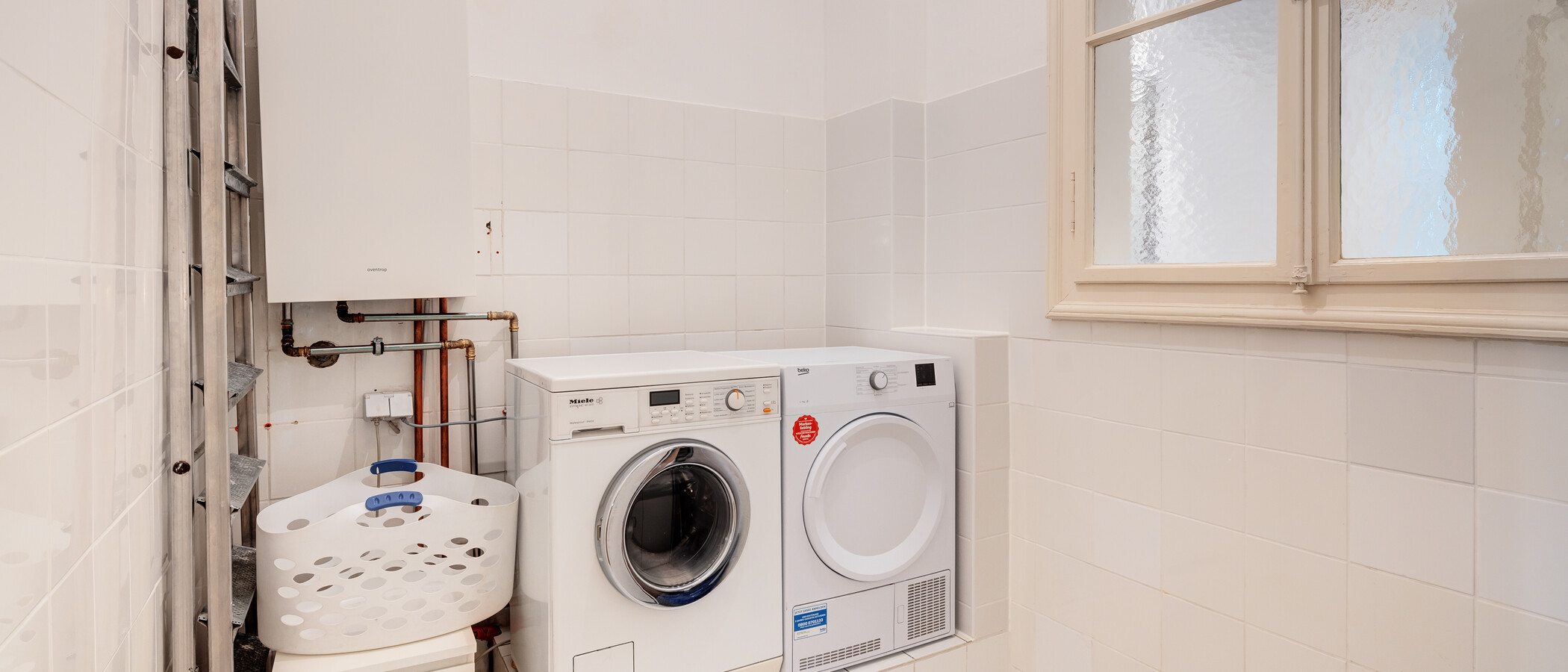 apartment München Schwabing-Nord (zw. Belgrad- & Leopoldstraße) 01 utility room 9895
