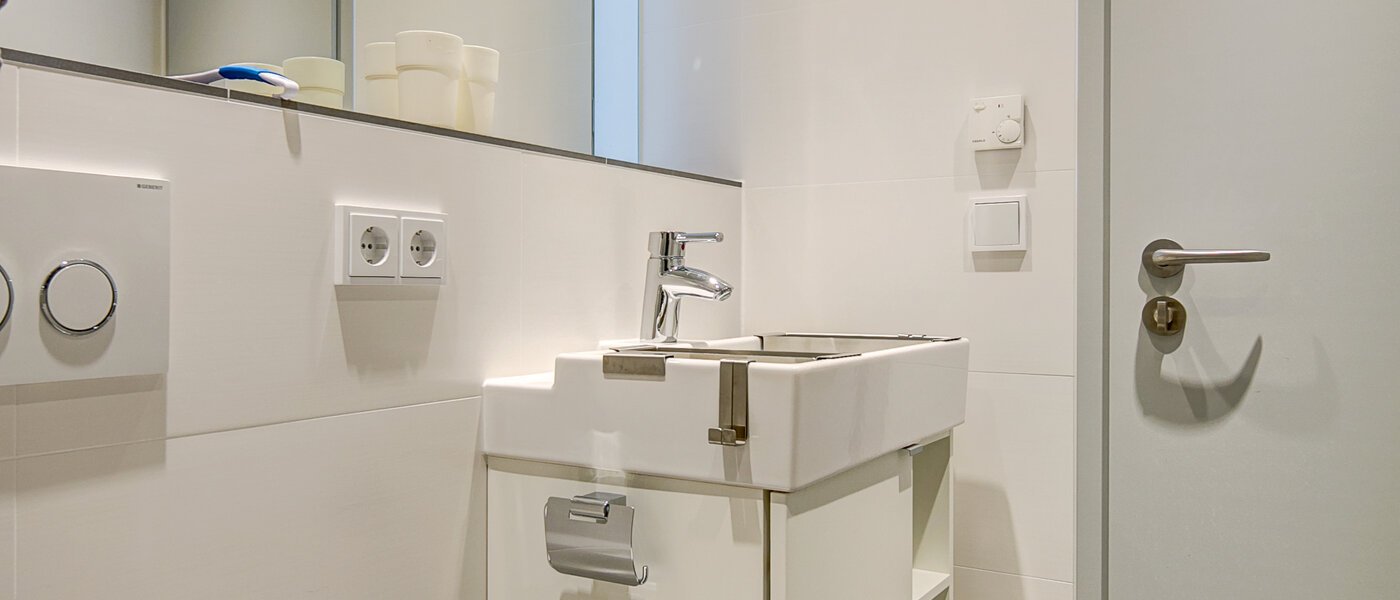 apartment Unterschleißheim Lohhof 03 bathroom 9906