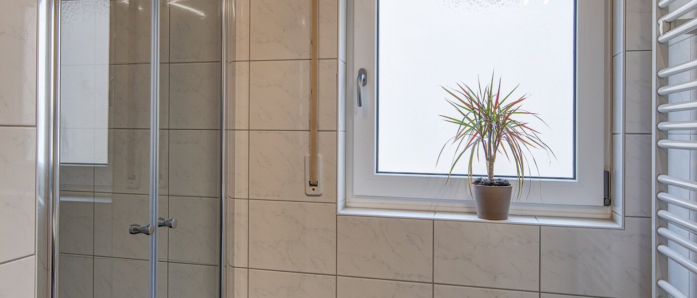 apartment München Freimann 02 bathroom 9914