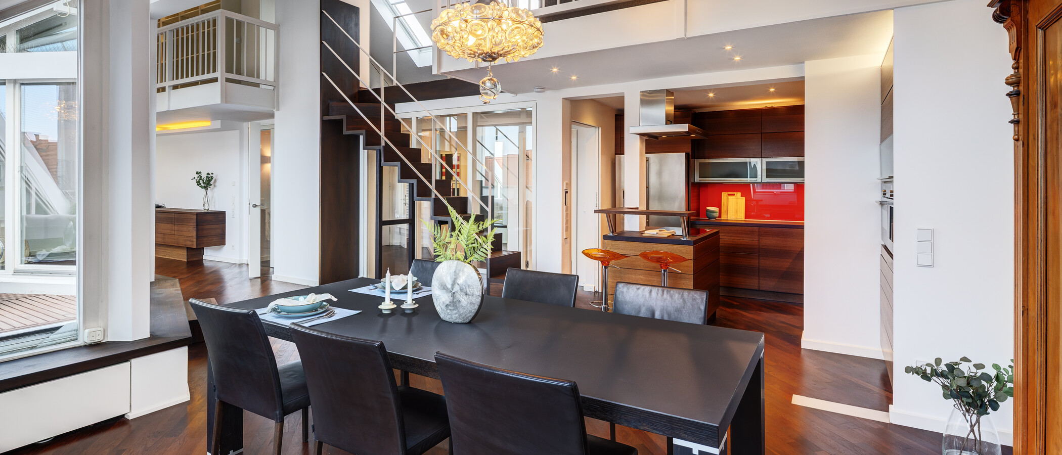 maisonette-gallery apartment München Maxvorstadt - Museumsviertel 01 dining area 9925