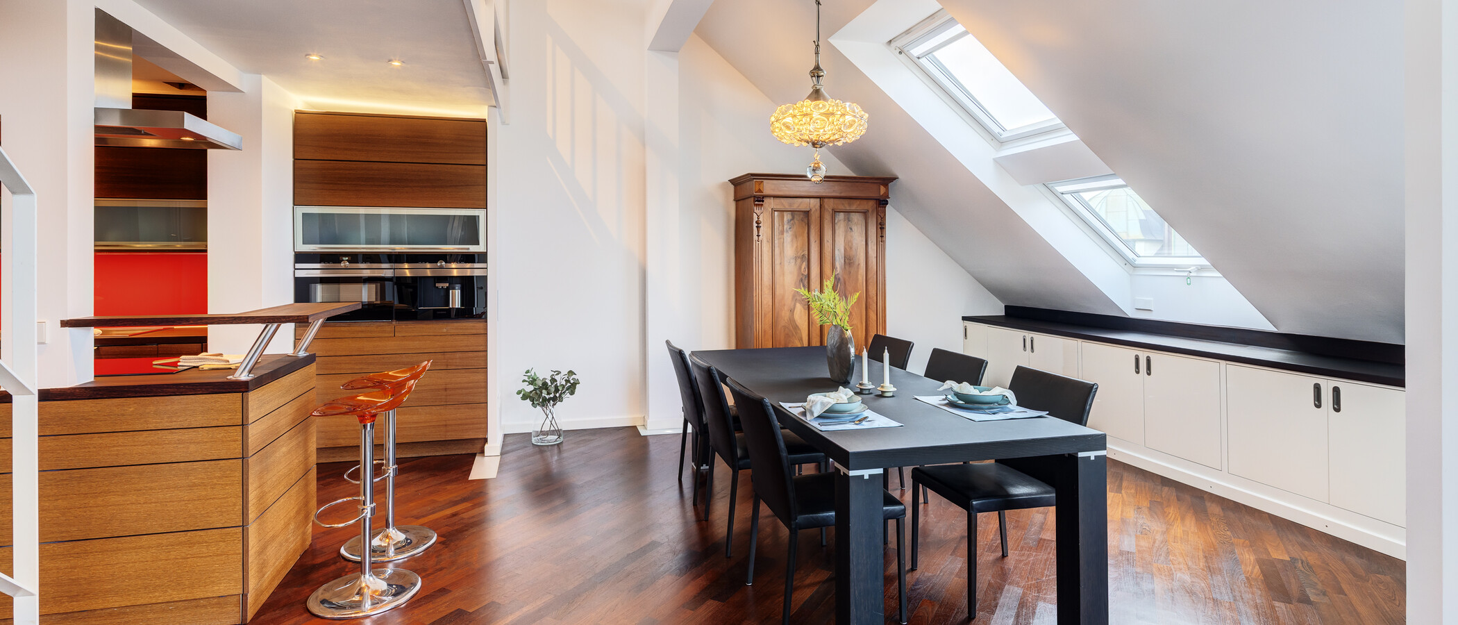 maisonette-gallery apartment München Maxvorstadt - Museumsviertel 02 dining area 9925