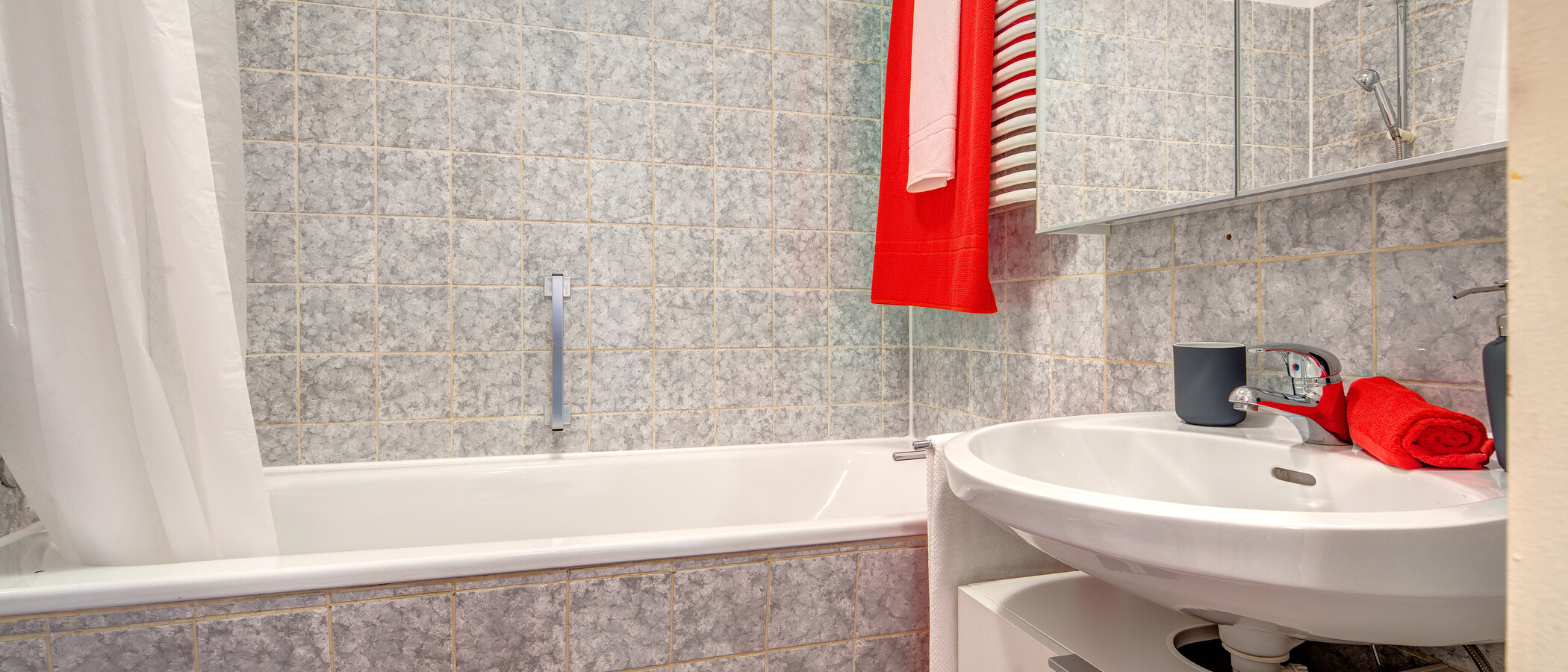 apartment München Oberföhring 01 bathroom 9926