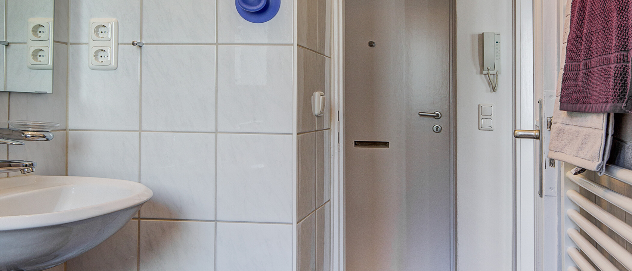 studio München Bogenhausen 03 bathroom 9943