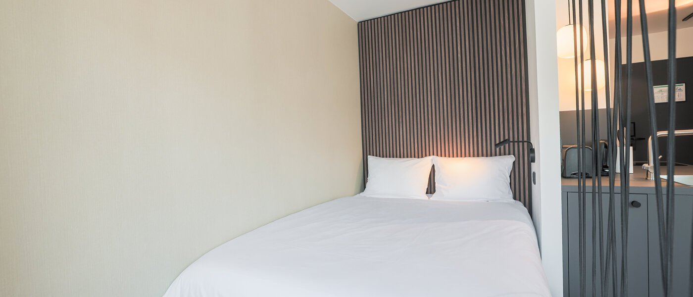 villa München Lehel 03 sleeping area 995