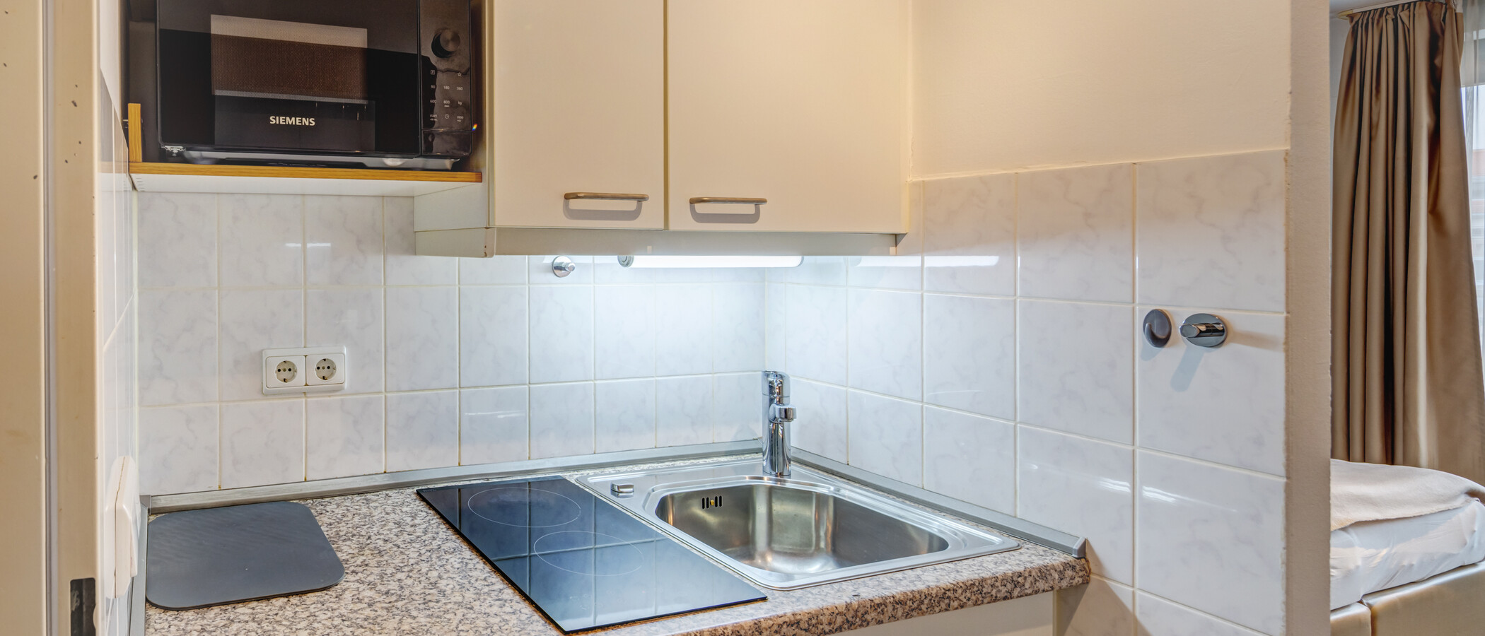 studio München Maxvorstadt 01 kitchen 9951
