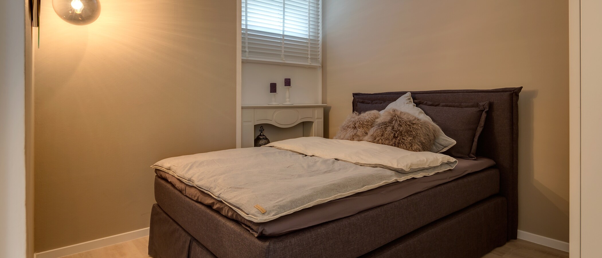 apartment München Schwabing-West (rund um den Hohenzollernplatz) 01 sleeping area 9957
