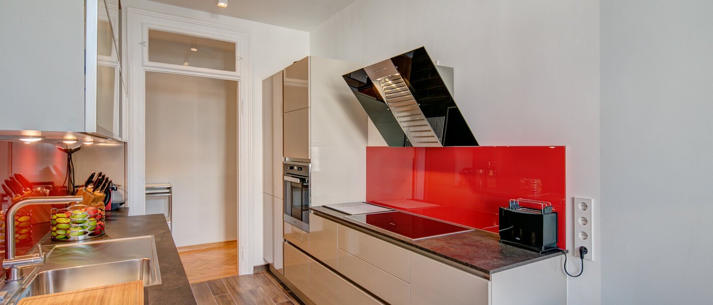 apartment München Gärtnerplatzviertel 04 kitchen 9966