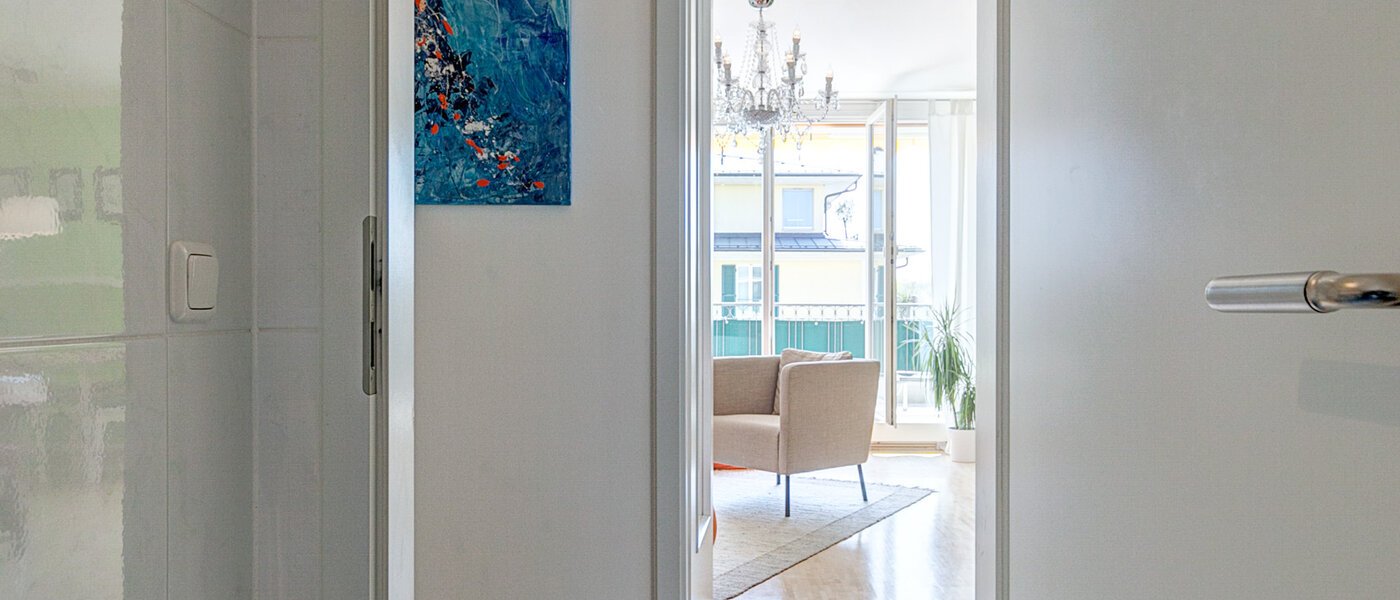 apartment München Moosach 02 guest toilet 9984