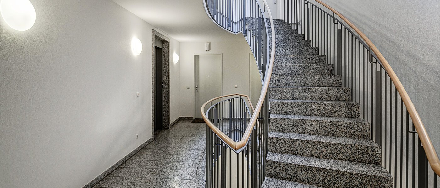 apartment München Moosach 01 staircase 9984