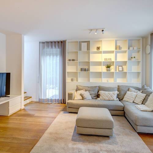 apartment with 5 room | Munich-Harlaching | 14713